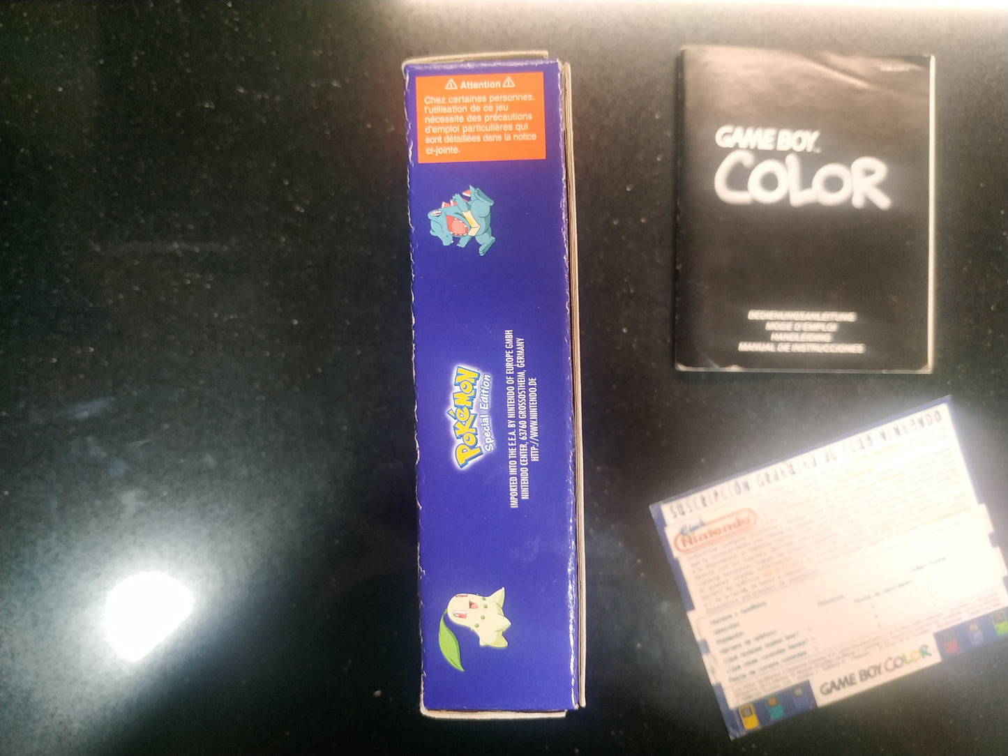 Caja Game Boy Color Edición Pikachu
