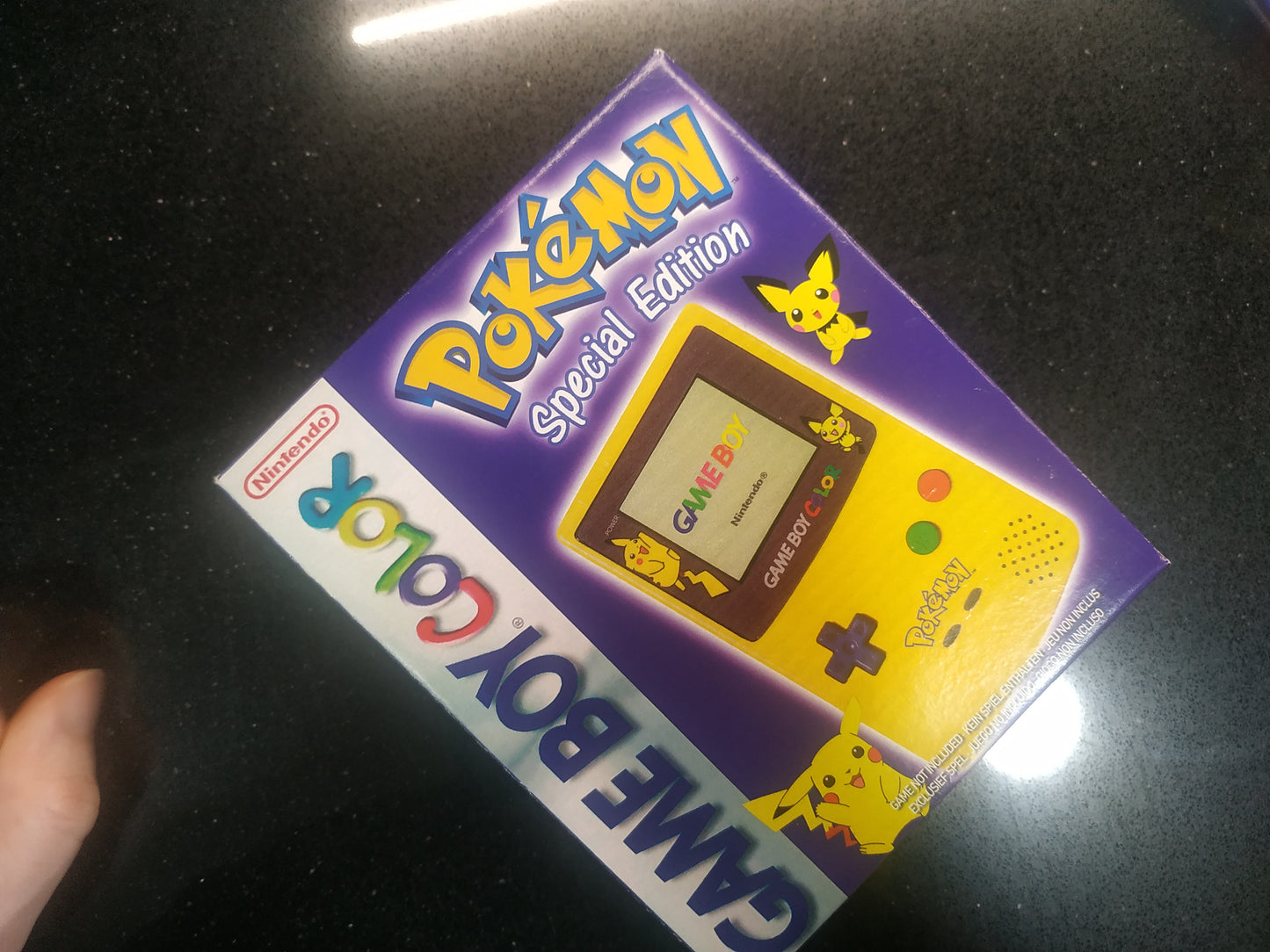 Caja Game Boy Color Edición Pikachu