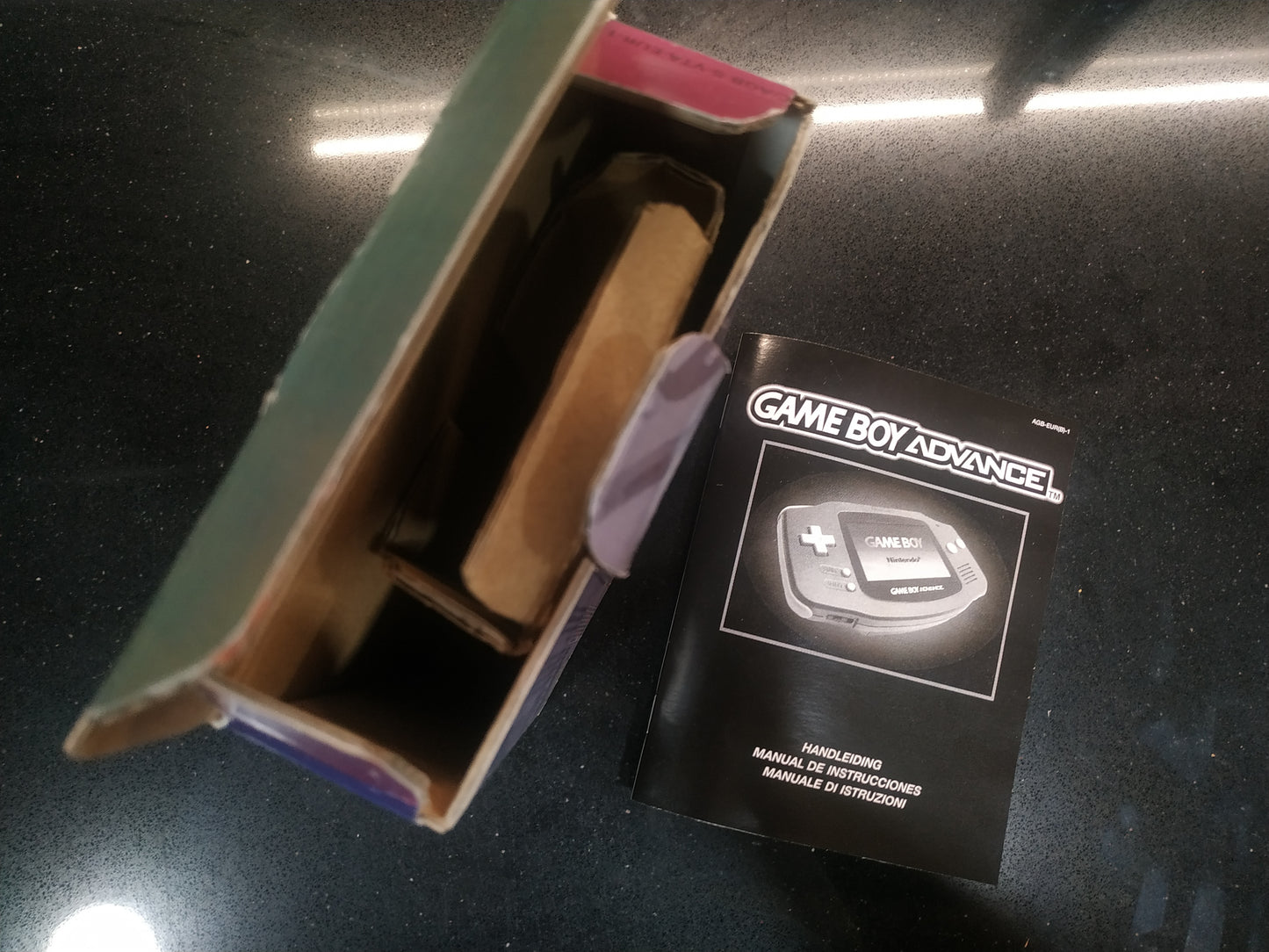 Caja consola GBA Morada Mate