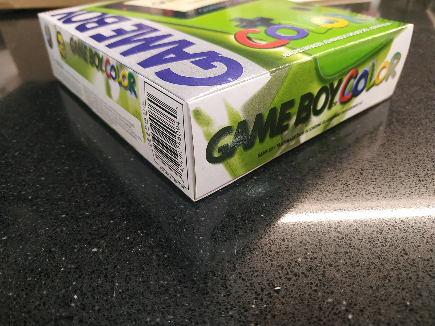 Caja Game Boy Color Verde Lima