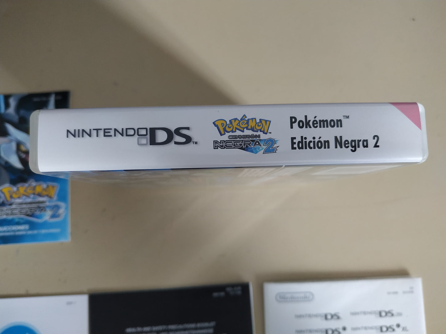 Caja de reemplazo Pokémon Edición Negra 2