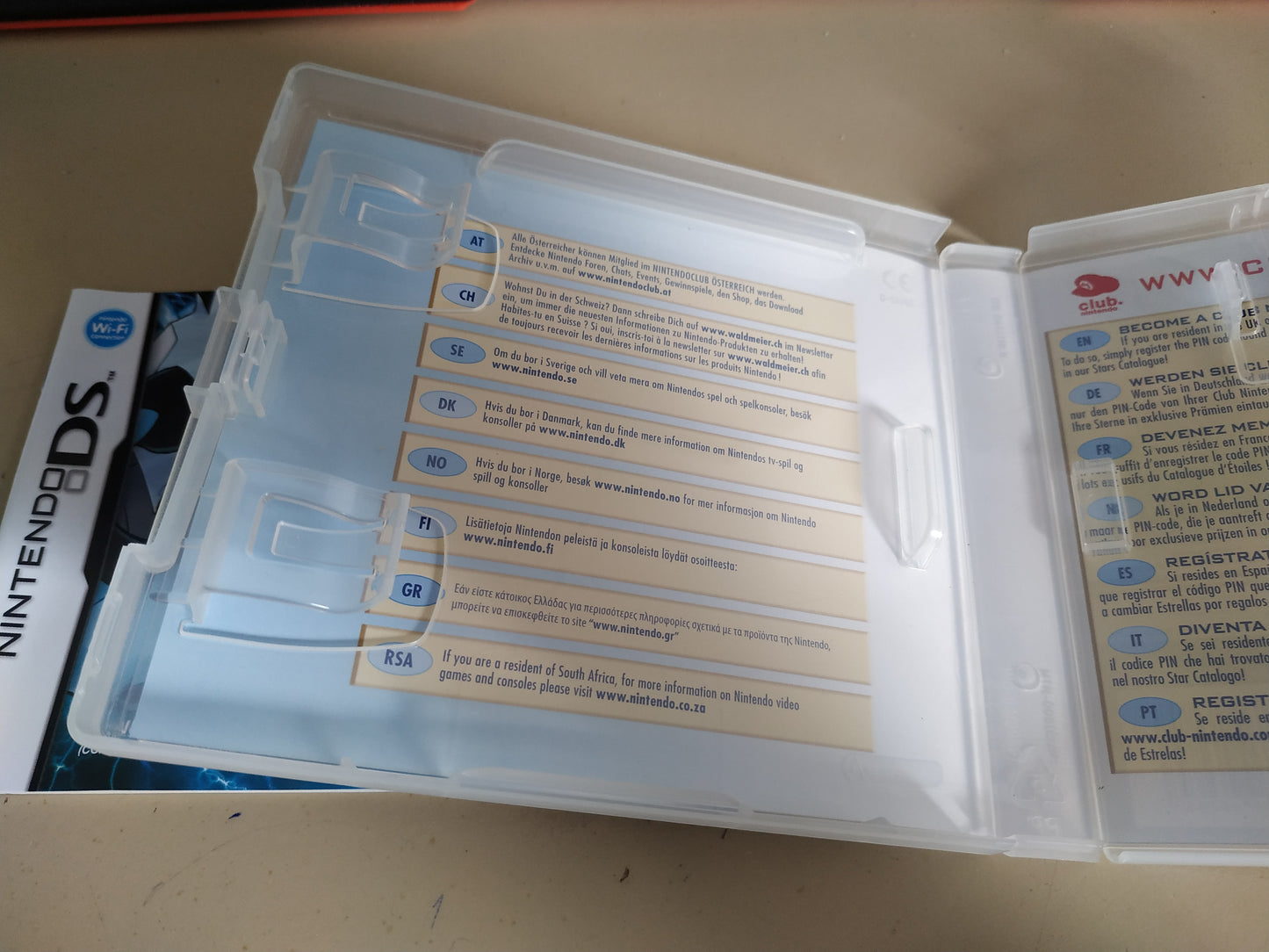 Caja de reemplazo Pokémon Edición Negra 2