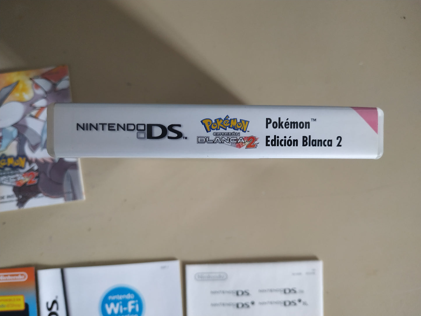Caja de reemplazo Pokémon Edición Blanca 2