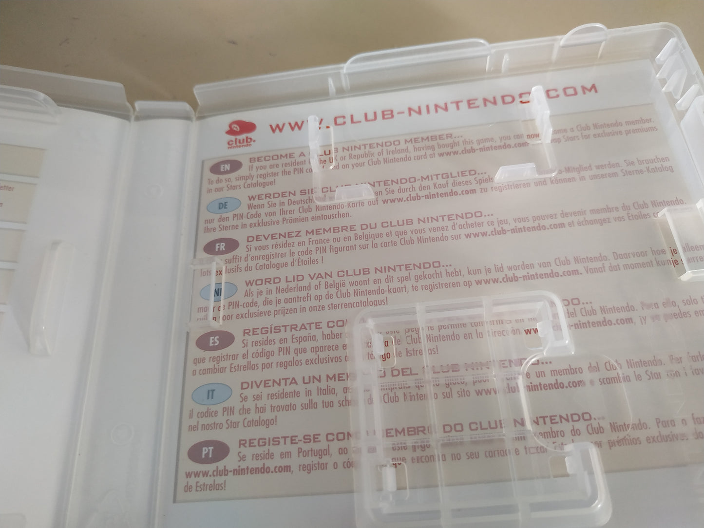 Caja de reemplazo Pokémon Edición Blanca 2