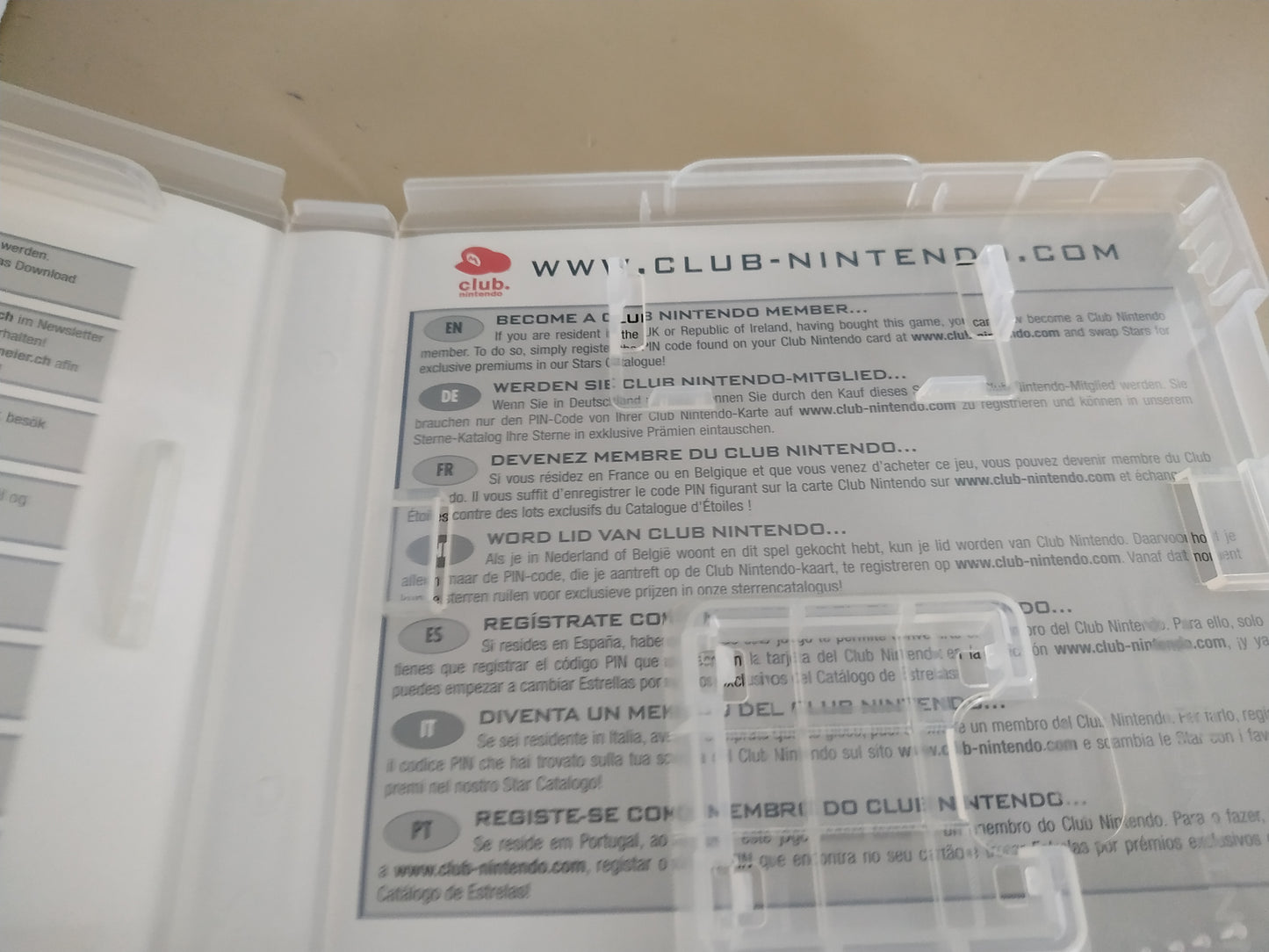 Caja de reemplazo Pokémon Edición Blanca