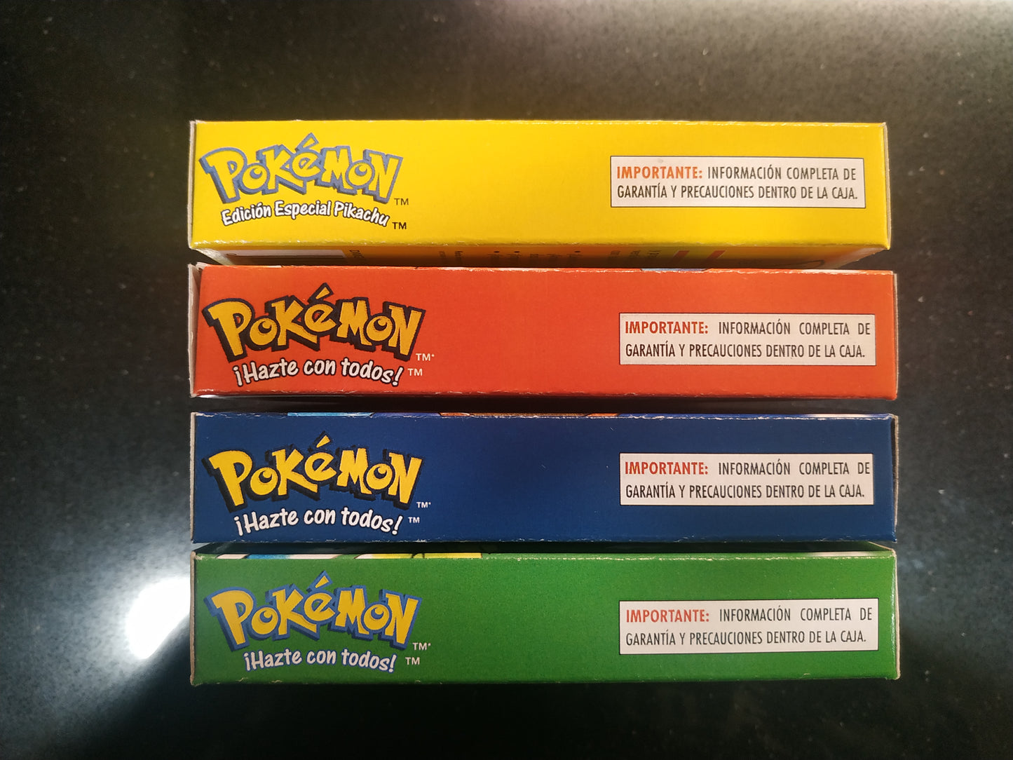 Pack 4 Cajas Pokémon (Rojo, Azul, Amarillo y Verde)