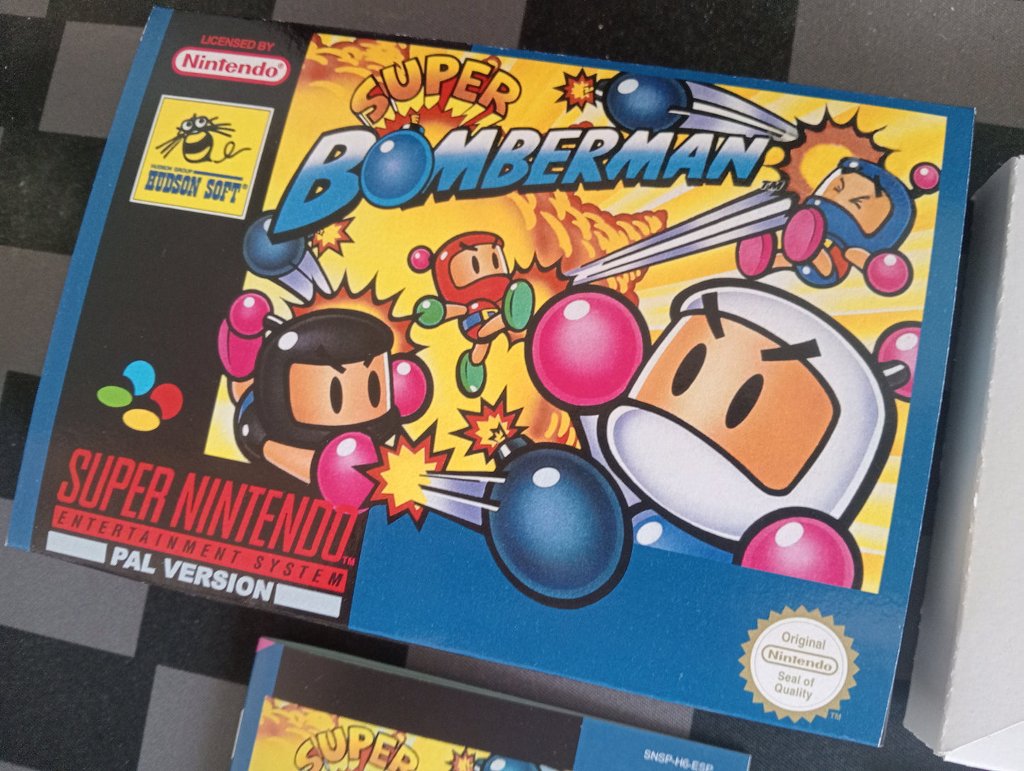 Caja de reemplazo Super Bomberman