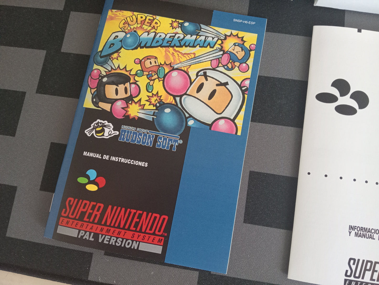 Caja de reemplazo Super Bomberman