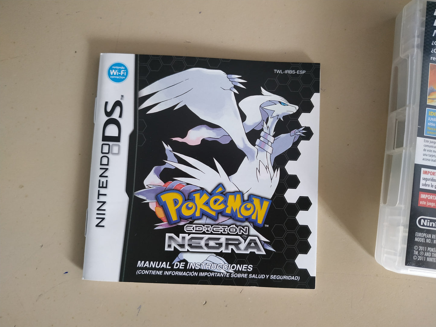 Manual de reemplazo Pokémon Edición Negra